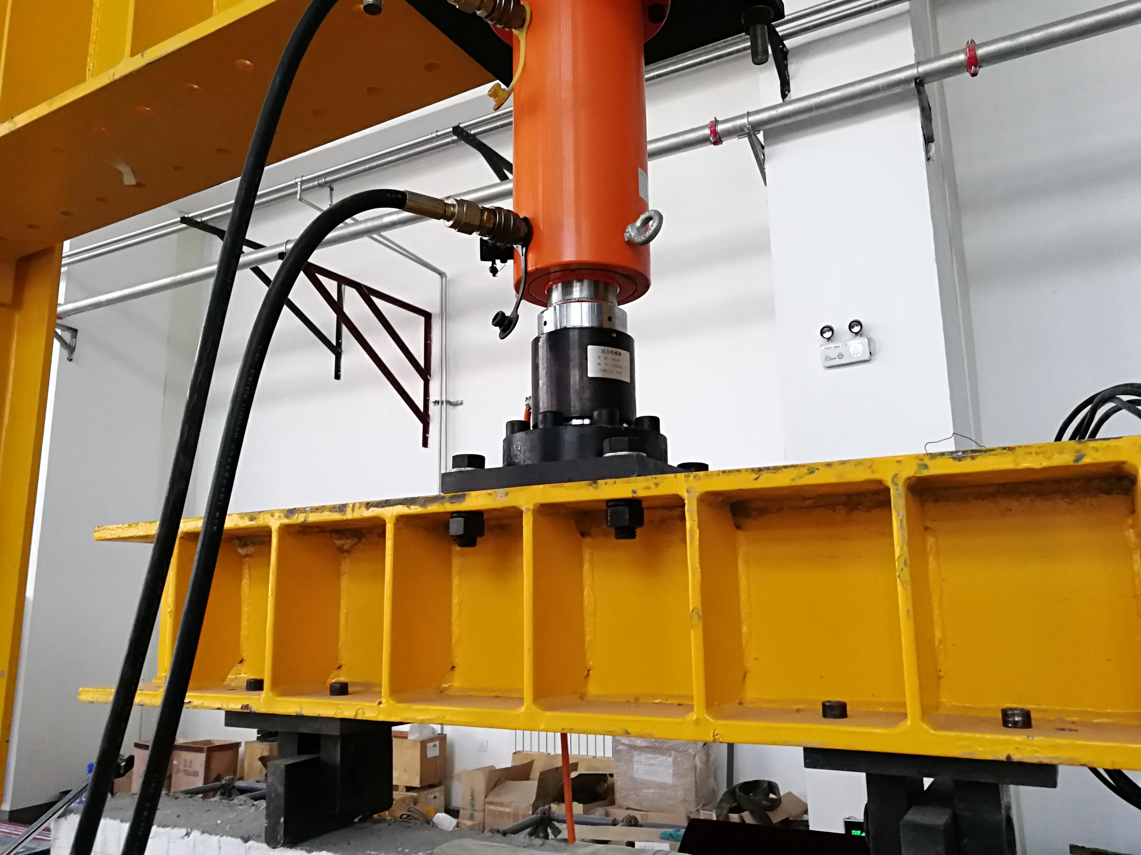 脈動(dòng)疲勞試驗(yàn)機(jī) 結(jié)構(gòu)工程頻率試驗(yàn)系統(tǒng)